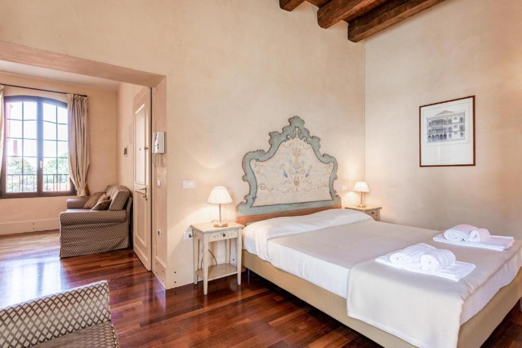 Molino Stucky Apartament *